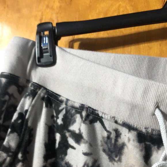 Style & Co Joggers - Picture 6 of 7